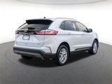 Used 2022 Ford Edge SEL w/ Convenience Package image 3