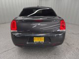 Used 2017 Chrysler 300 Limited image 5