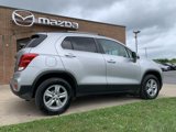 Used 2019 Chevrolet Trax LT w/ LT Convenience Package image 3