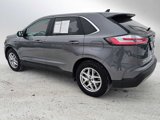 Used 2023 Ford Edge SEL image 3