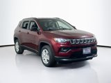 Used 2022 Jeep Compass Latitude image 3