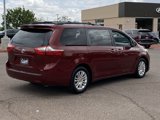 Used 2015 Toyota Sienna XLE Premium image 3