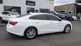 Used 2017 Chevrolet Malibu LT w/ Leather Package image 2