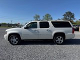 Used 2014 Chevrolet Suburban LTZ image 4