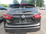 Used 2020 Nissan Rogue Sport S image 3