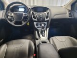 Used 2014 Ford Focus SE w/ Equipment Group 201A image 3