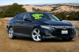Used 2018 Honda Accord Touring image 2
