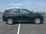 Used 2021 Chevrolet Equinox LT image 2