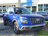 Used 2022 Hyundai Venue SEL image 2