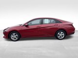 Used 2022 Hyundai Elantra SE w/ Preferred Accessory Package image 2