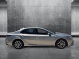 Used 2022 Toyota Camry LE image 4