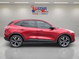 Used 2022 Ford Escape SE w/ SE Sport Appearance Package image 3