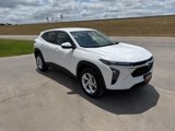 New 2025 Chevrolet Trax LS w/ LS Convenience Package image 4