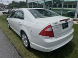 Used 2010 Ford Fusion SE image 2