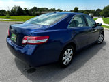 Used 2011 Toyota Camry LE image 5