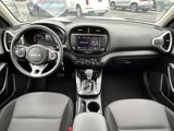 Used 2022 Kia Soul LX image 5
