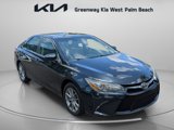Used 2015 Toyota Camry SE image 2