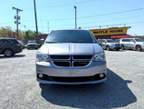 Used 2019 Dodge Grand Caravan SXT image 2