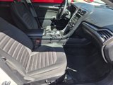 Used 2018 Ford Fusion SE w/ Fusion SE Technology Package image 4