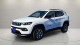 New 2025 Jeep Compass Latitude image 3