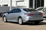 Used 2019 Toyota Camry LE image 4