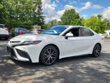 Certified 2021 Toyota Camry SE image 3