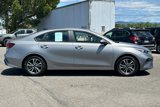 Used 2022 Kia Forte LXS image 3