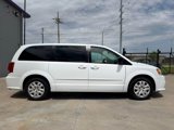 Used 2017 Dodge Grand Caravan SE w/ UConnect Hands-Free Group image 2