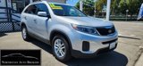 Used 2015 Kia Sorento LX image 2