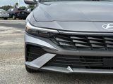 Used 2025 Hyundai Elantra SEL image 4