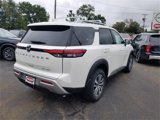 New 2024 Nissan Pathfinder SL image 5