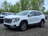 Used 2024 GMC Terrain SLT image 3