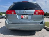 Used 2010 Toyota Sienna XLE image 4
