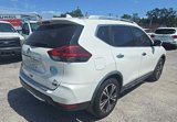 Used 2018 Nissan Rogue SL image 2