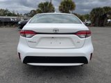 Used 2022 Toyota Corolla LE image 5