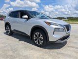Used 2023 Nissan Rogue SV image 2