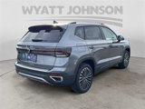 New 2025 Volkswagen Taos SE image 5
