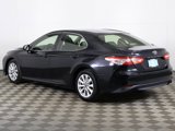 Used 2018 Toyota Camry LE image 6
