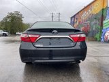Used 2017 Toyota Camry SE image 4