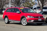 Used 2018 Volkswagen Golf Alltrack SE image 2