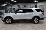Used 2017 Ford Explorer XLT image 2