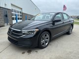 Used 2024 Volkswagen Jetta SE image 4