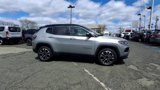 Used 2022 Jeep Compass Limited image 6