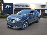 Used 2017 Nissan Rogue Sport SL image 3