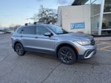 New 2024 Volkswagen Tiguan SE image 3