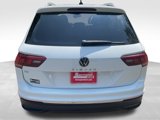 Used 2022 Volkswagen Tiguan SE image 4