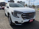 Used 2023 GMC Terrain SLT image 2