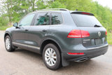 Used 2011 Volkswagen Touareg Sport image 3