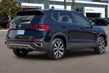 Used 2022 Volkswagen Taos SE image 4