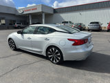 Used 2017 Nissan Maxima SR image 4